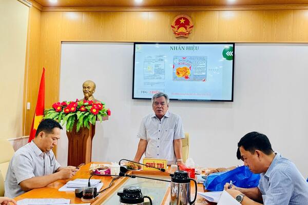 Đánh giá, phân hạng sản phẩm OCOP Cơm cháy mỡ hành Hoài Dung, thị trấn Chợ Chùa
