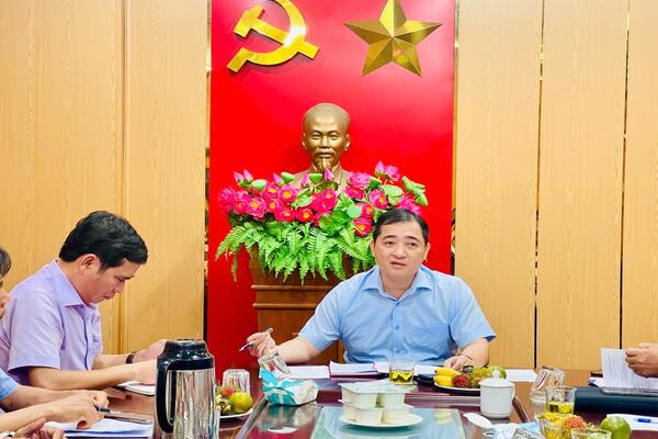 Họp Ban chỉ đạo xoá nhà tạm, nhà dột nát để thống nhất nội dung tổ chức hội nghị tổng kết