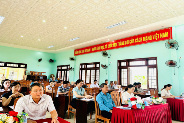 Xã Hành Minh tổng kết chương trình xóa nhà tạm, nhà dột nát năm 2025