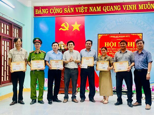 Xã Hành Đức tổng kết lấy ý kiến nhân dân về Dự thảo Sửa đổi, bổ sung Hiến pháp năm 2013 qua ứng dụng VNeID